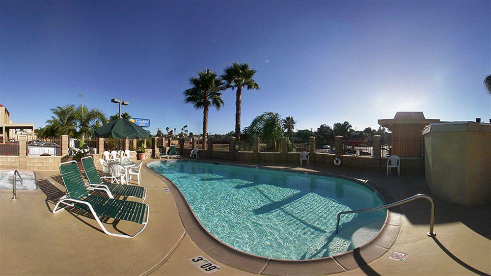 Holiday Inn Express San Diego South - National City By Ihg Bagian luar foto